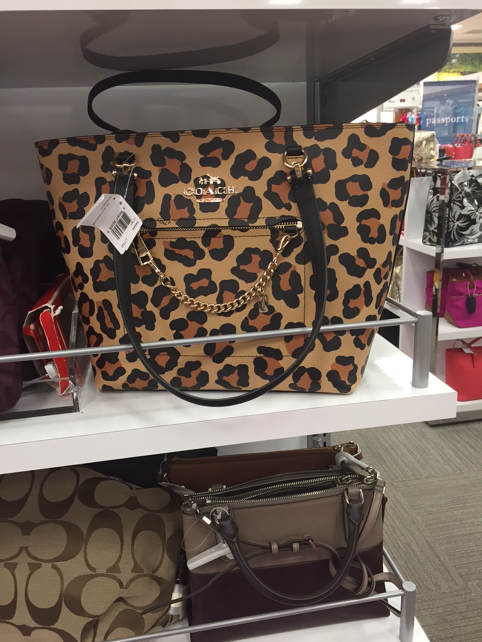 The purse I was eyeing at the PX... Yaass! but ultimately no.